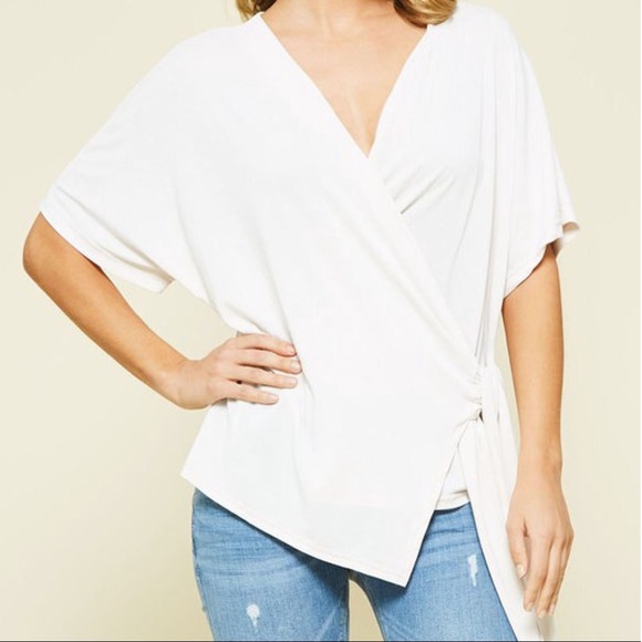 🆕Cream/Stone Short Flutter Sleeve Wrap Blouse Top - Picture 2 of 8